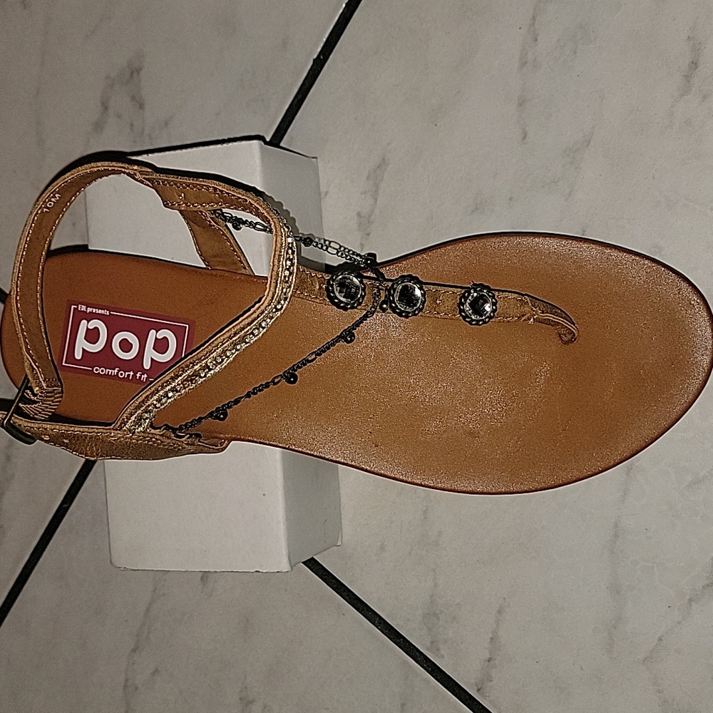 DECORATED T-STRAP SANDALS - Picture 2 of 4